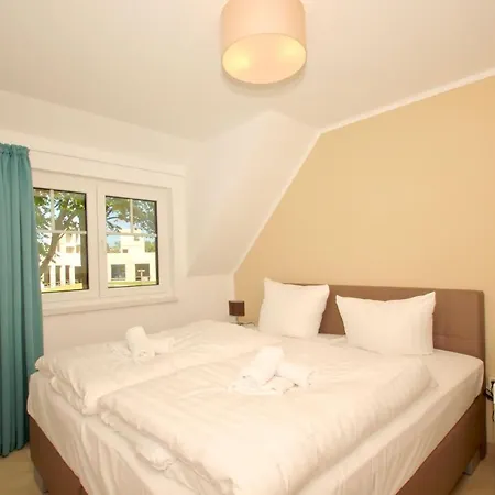 strandnahe FeWo mit Balkon, gratis Nutzung vom AHOI Erlebnisbad und Sauna in Sellin - Rex Rugia FeWo 10-6 Apartment *