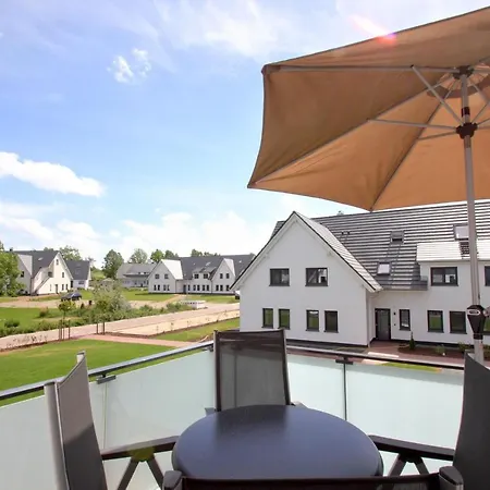 Apartment strandnahe FeWo mit Balkon, gratis Nutzung vom AHOI Erlebnisbad und Sauna in Sellin - Rex Rugia FeWo 10-6 Lobbe