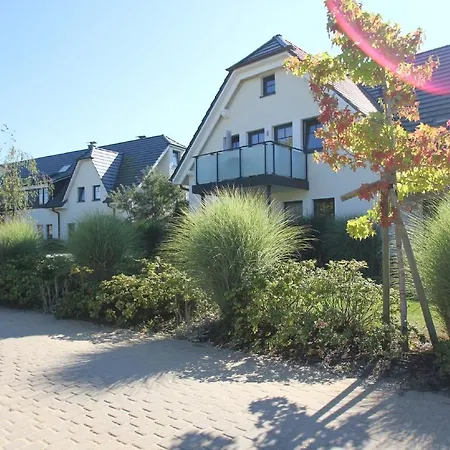 Strandnahe Mit Balkon, Gratis Nutzung Vom Ahoi Erlebnisbad Und Sauna In Sellin - Rex Rugia 10-6 *